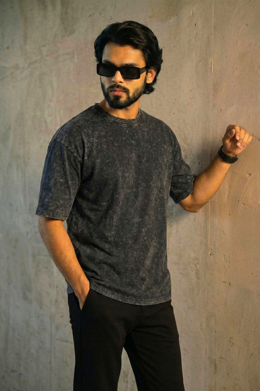 Solid Drop Shoulder T-shirt - Black Acid Wash